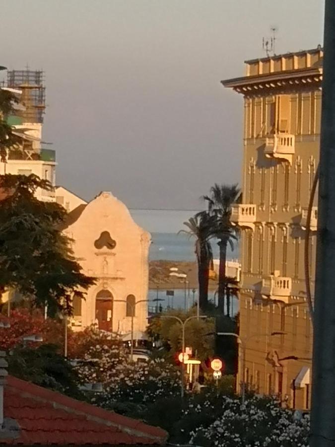 Ferienwohnung A Due Passi Dal Mare Varraze Exterior foto